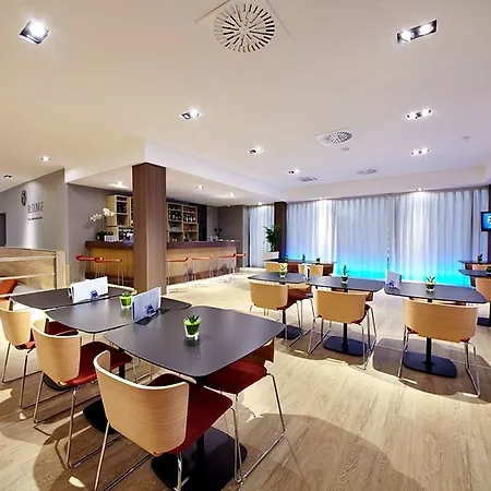 Occidental 4* פראג