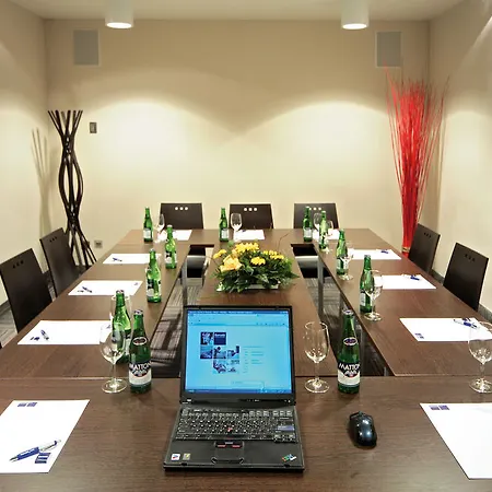 Occidental Hotel 4*
